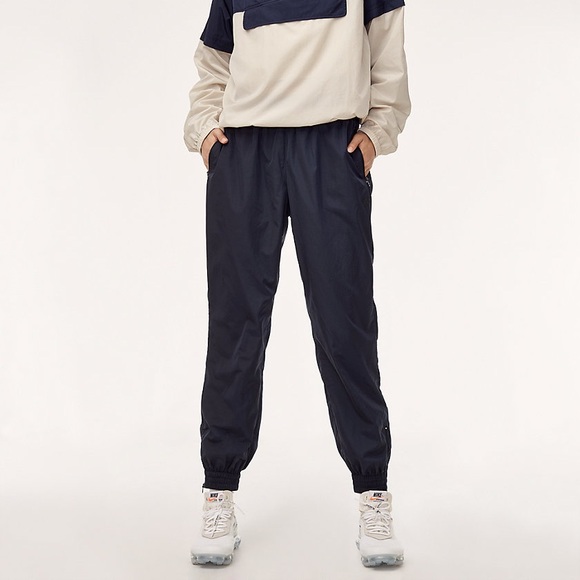 Aritzia TNA Boyfriend Track Pant Starboard Navy Size Small - Picture 1 of 11